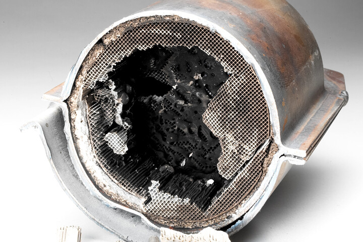 catalytic converter catalytic converter
