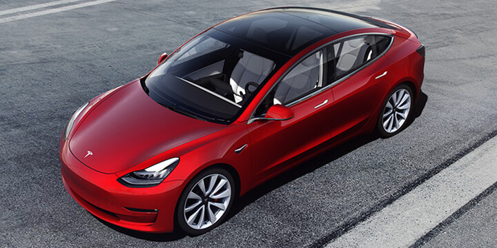 TESLA MODEL 3 STANDARD RANGE + TESLA MODEL 3 STANDARD RANGE +