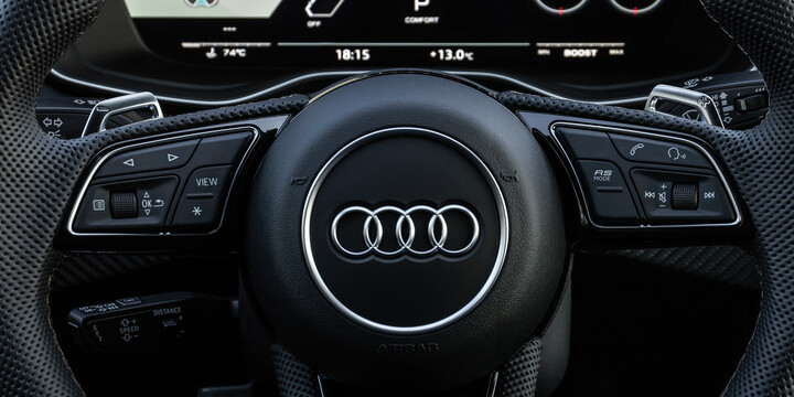 AUDI COUPE 2.0E AUDI COUPE 2.0E