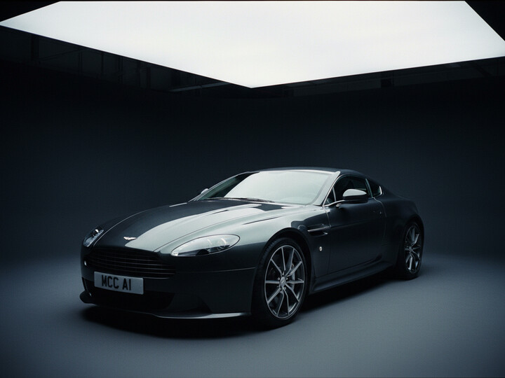 ASTON MARTIN VANTAGE V8 ASTON MARTIN VANTAGE V8