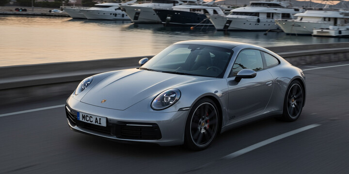 PORSCHE 911 COUPE (2019-)