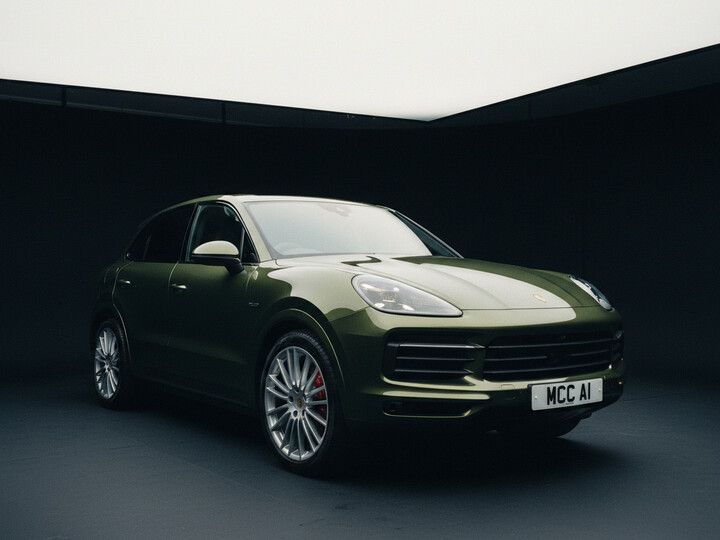 PORSCHE CAYENNE SUV PORSCHE CAYENNE SUV