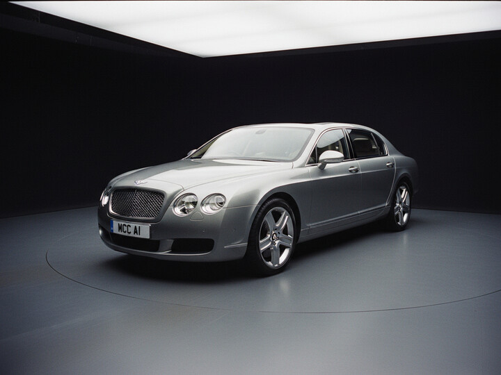 BENTLEY CONTINENTAL FLYING SPUR A BENTLEY CONTINENTAL FLYING SPUR A