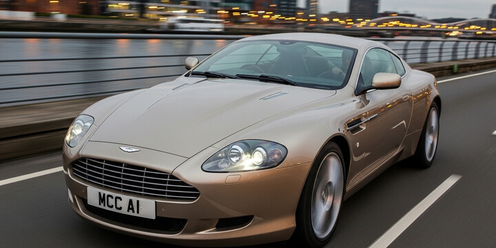 ASTON MARTIN DB9 ASTON MARTIN DB9