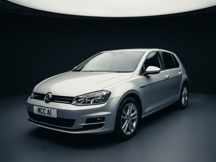 VOLKSWAGEN GOLF SE BLUEMOTION TECH TDI VOLKSWAGEN GOLF SE BLUEMOTION TECH TDI