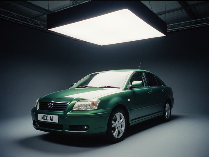 TOYOTA AVENSIS (2003-06) TOYOTA AVENSIS (2003-06)