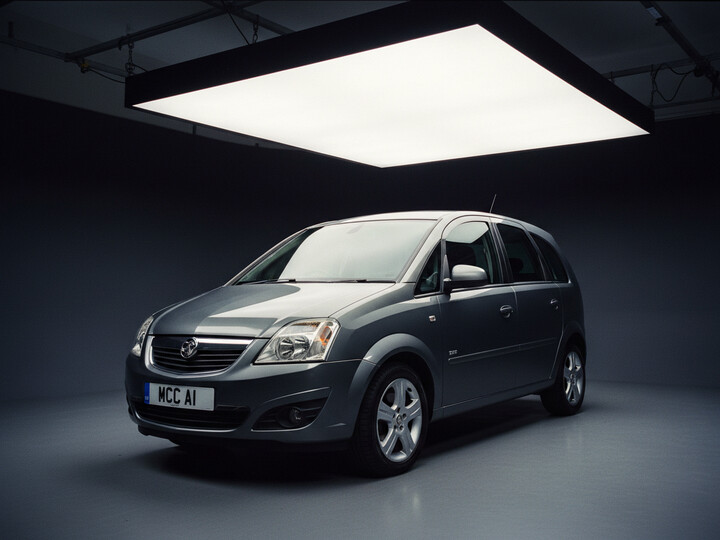 VAUXHALL MERIVA DESIGN