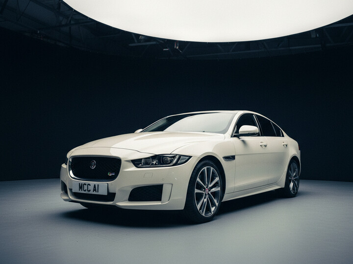 JAGUAR XE R-SPORT D AUTO JAGUAR XE R-SPORT D AUTO