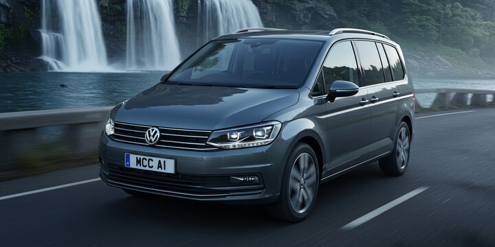 VOLKSWAGEN TOURAN (2015-)