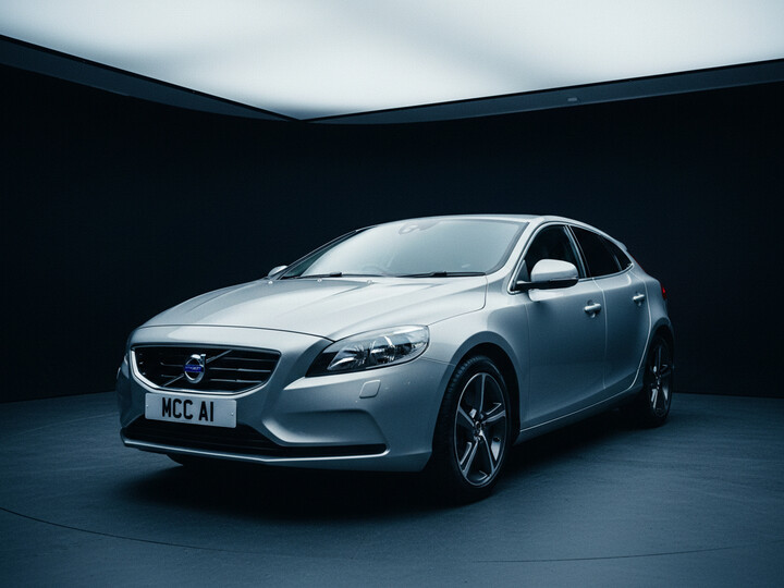VOLVO V40 VOLVO V40