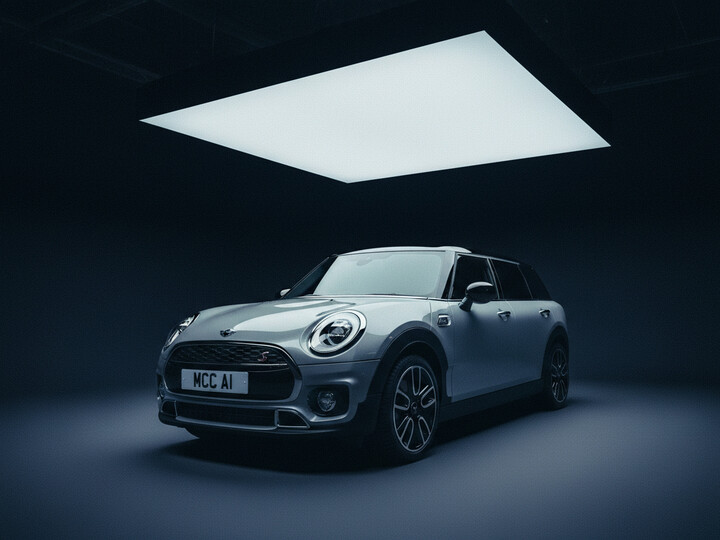 MINI CLUBMAN COOPER BLACK AUTO MINI CLUBMAN COOPER BLACK AUTO