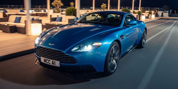 ASTON MARTIN V12 VANTAGE
