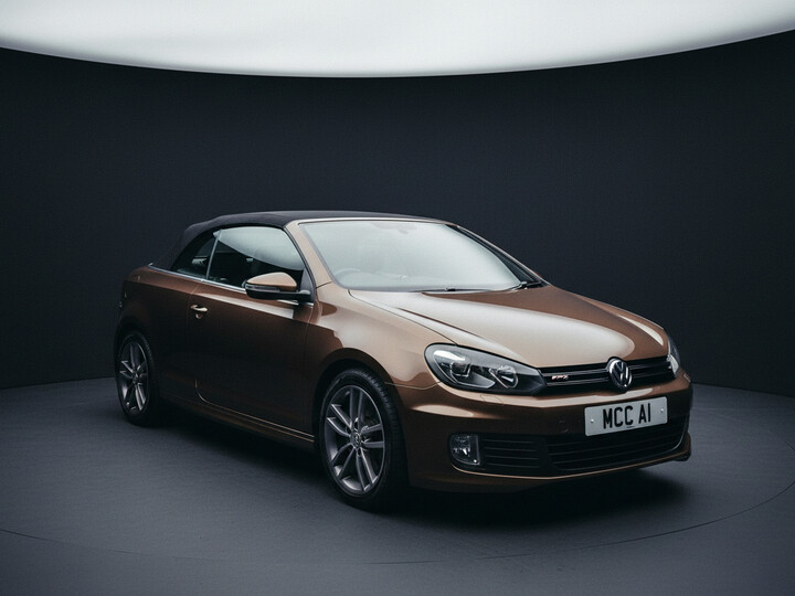 VOLKSWAGEN GOLF CABRIOLET